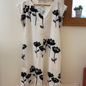 Smoking Lily shelter dress